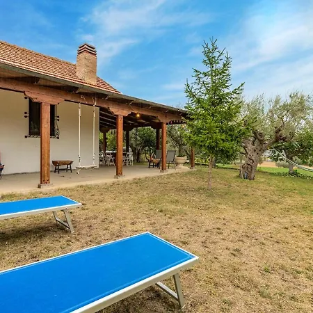 Awesome In Morro Doro Te With Wifi Vakantiehuis Pagliare