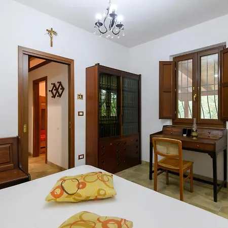 Casa vacanze 2 Bedroom In Morro D'oro Te