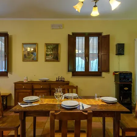 Casa vacanze 2 Bedroom In Morro D'oro Te *