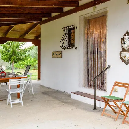 Casa vacanze 2 Bedroom In Morro D'oro Te